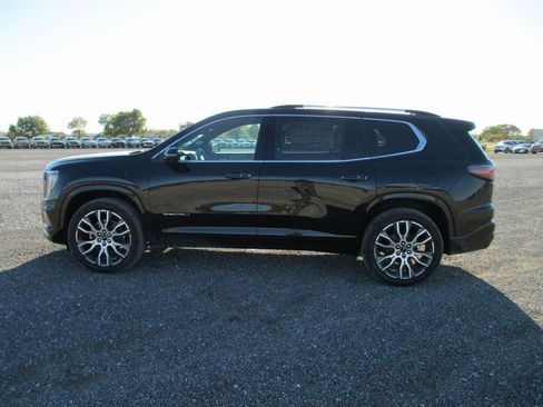 New 2026 GMC Acadia Denali Ultimate w/ LPO, Floor Liner Package AWD/4WD image 7