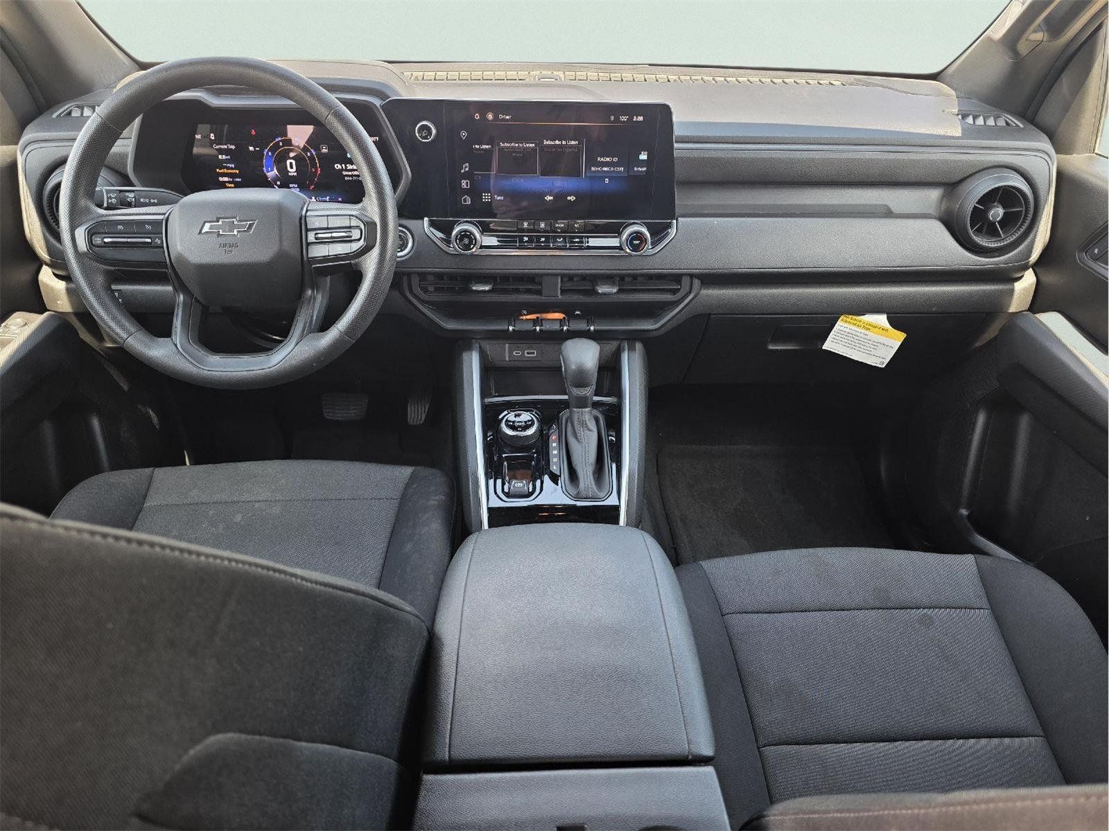 Used 2026 Chevrolet Colorado Trail Boss AWD/4WD image 9