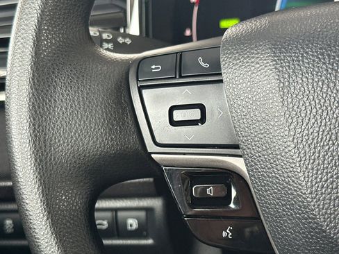 Certified 2025 Toyota Camry LE image 27