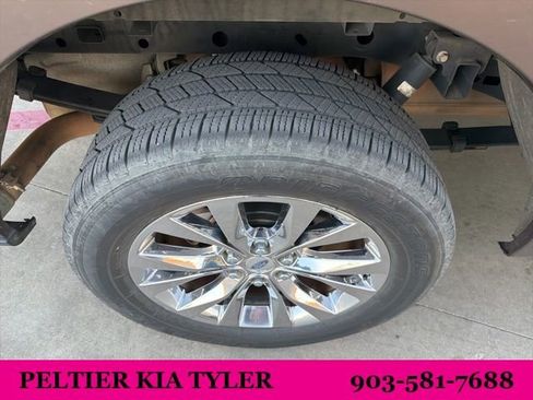 Used 2015 Ford F150 XLT w/ Equipment Group 302A Luxury image 13