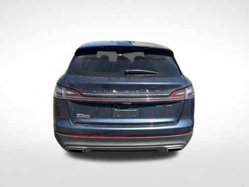 Used 2019 Lincoln Nautilus Reserve AWD/4WD image 3