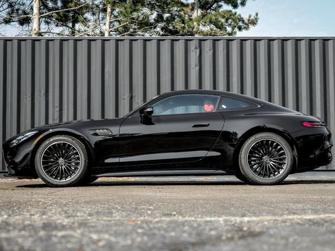 New 2026 Mercedes-Benz AMG GT 43 image 3