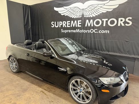 Used 2011 BMW M3 Convertible image 2
