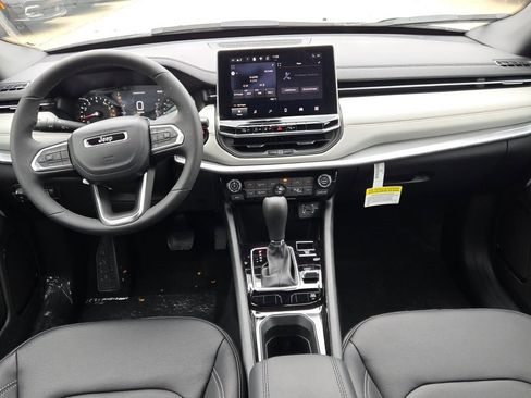 New 2026 Jeep Compass Limited image 19