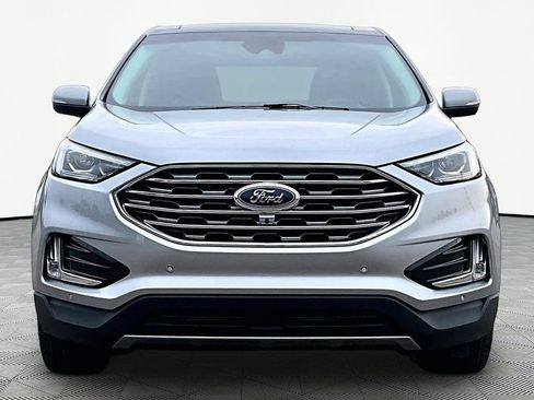 Used 2024 Ford Edge Titanium w/ Equipment Group 301A AWD/4WD image 3
