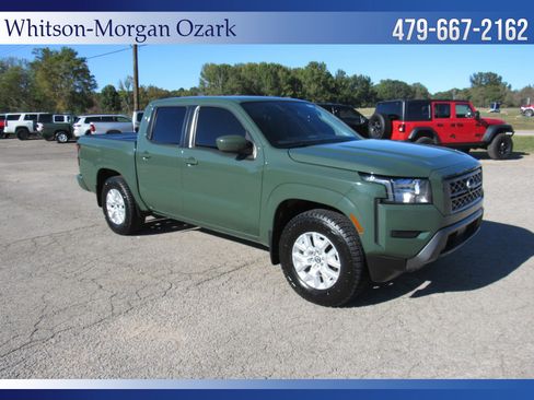Used 2022 Nissan Frontier SV image 16
