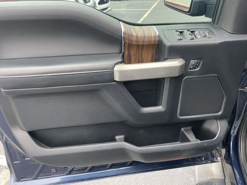 Used 2020 Ford F150 Lariat w/ FX4 Off-Road Package image 26