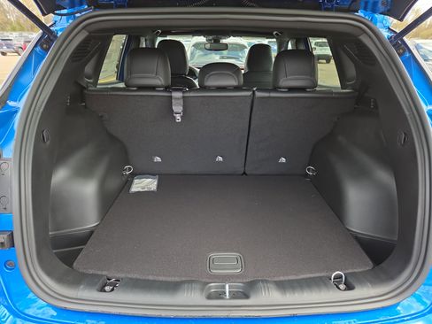 New 2026 Jeep Compass Latitude image 8