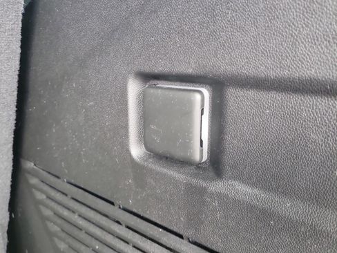 Used 2021 Chevrolet Tahoe LT image 10