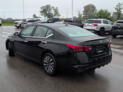 Used 2025 Nissan Altima 2.5 SV