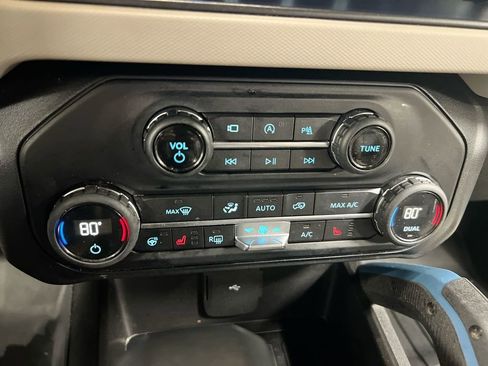 Used 2021 Ford Bronco Wildtrak image 16