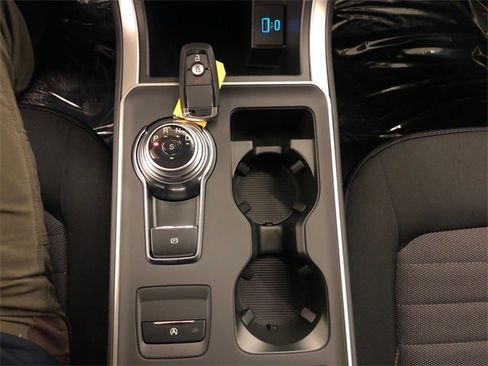 New 2024 Ford Edge SE image 22