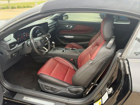 Used 2024 Ford Mustang Premium RWD image 11