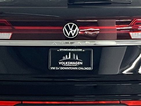 New 2026 Volkswagen Atlas Cross Sport SE image 35
