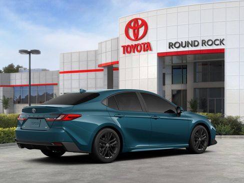 New 2026 Toyota Camry SE FWD image 10
