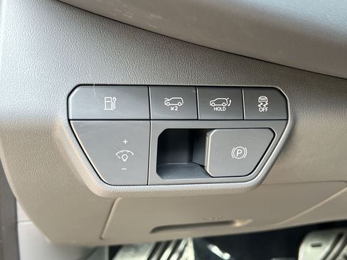 Used 2024 Kia EV9 GT-Line AWD/4WD image 53