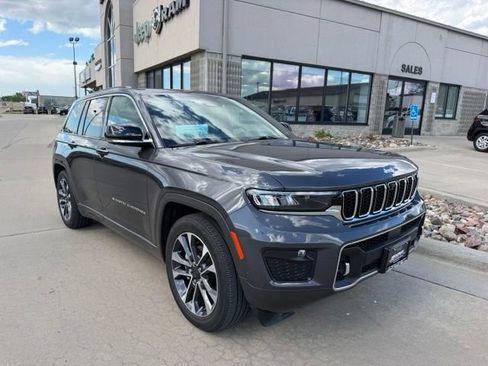 Used 2023 Jeep Grand Cherokee Overland w/ Adv Protech Group III AWD/4WD image 1