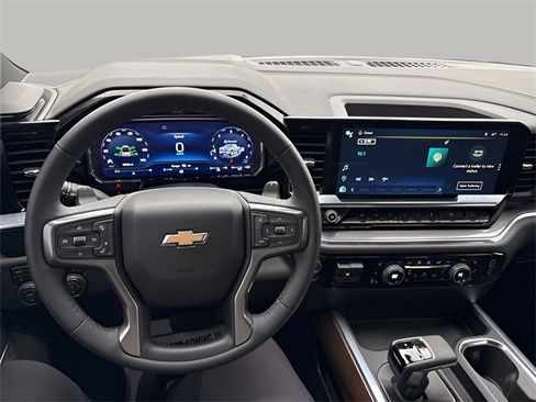 Used 2024 Chevrolet Silverado 1500 High Country image 8