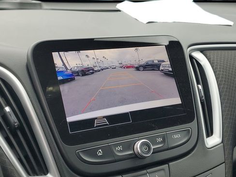 Used 2024 Chevrolet Malibu LT image 29