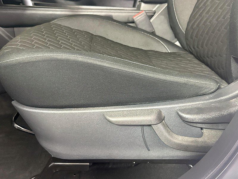 Used 2023 Nissan Kicks SV FWD image 19