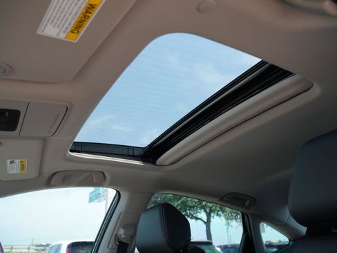 Used 2025 Honda Accord Touring image 15