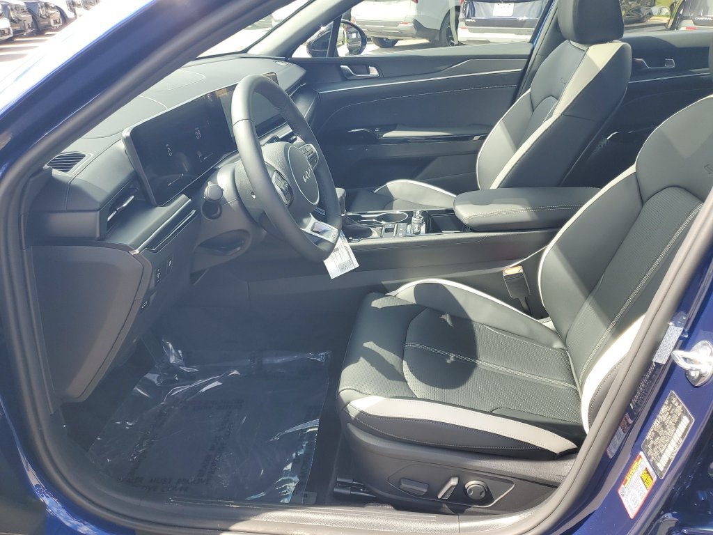 New 2027 Kia K5 GT-Line FWD image 5