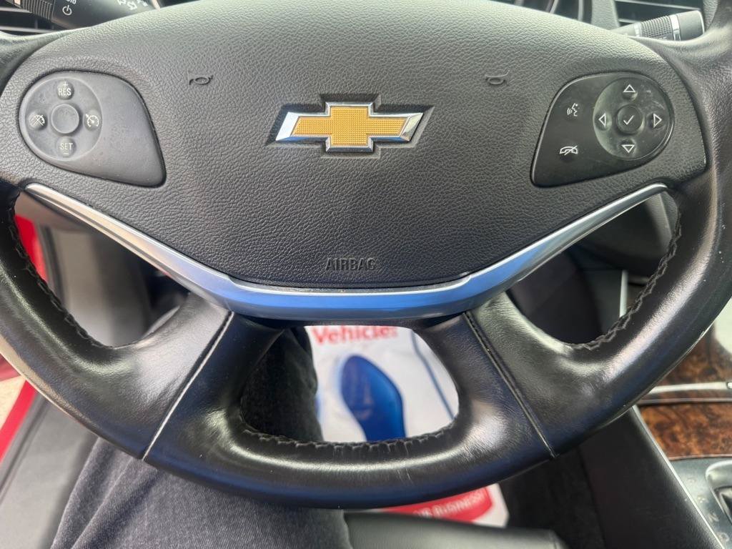 Used 2014 Chevrolet Impala LT w/ Convenience Package FWD image 11
