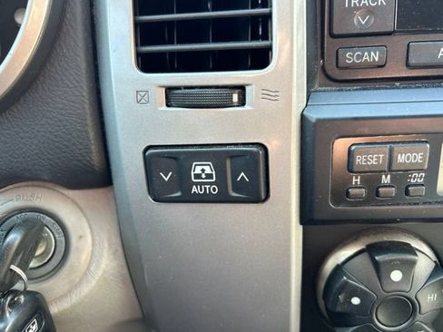 Used 2007 Toyota 4Runner SR5 RWD image 15