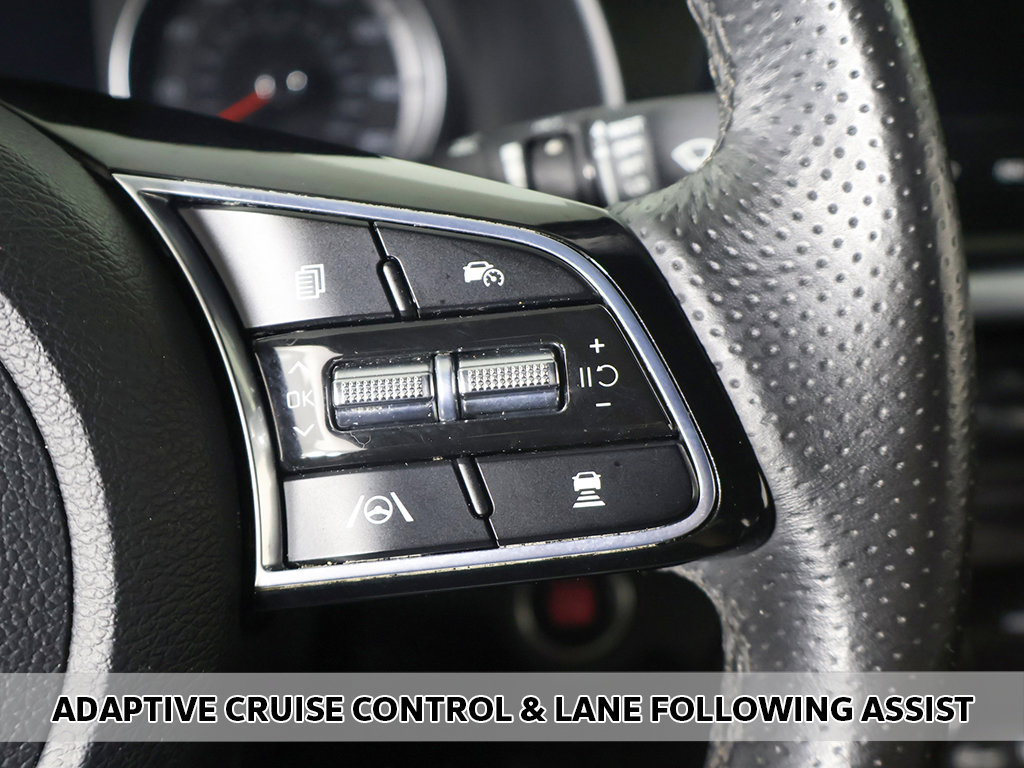 Used 2023 Kia Forte GT-Line w/ GT-Line Technology Package FWD image 4