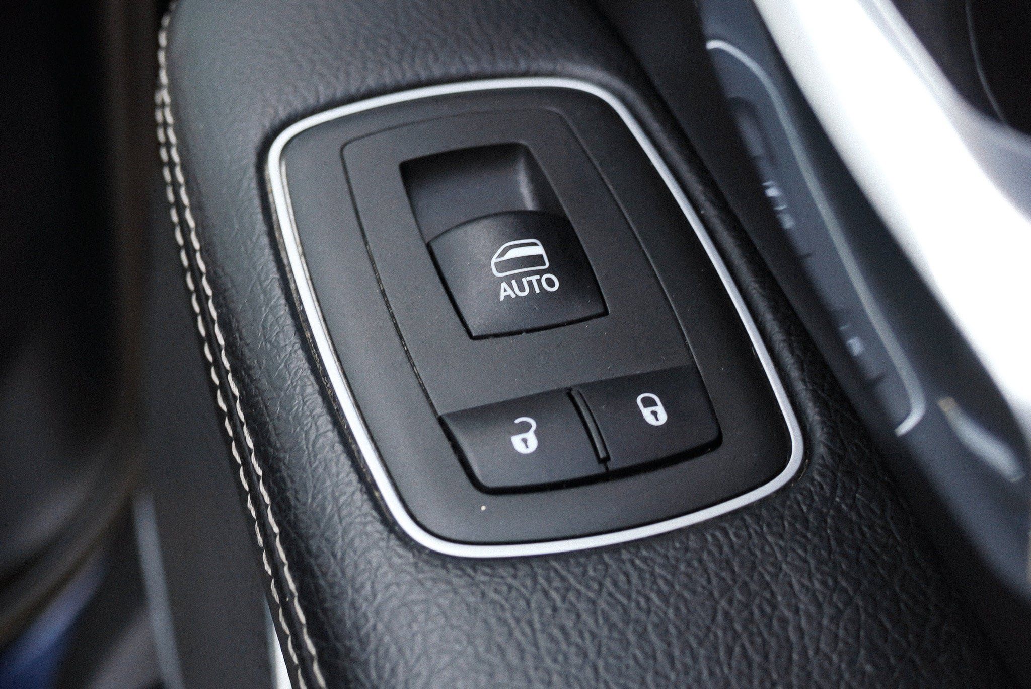 Used 2022 RAM 1500 Laramie AWD/4WD image 28