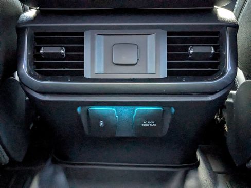 Used 2022 Ford F150 XLT w/ Equipment Group 302A High AWD/4WD image 18