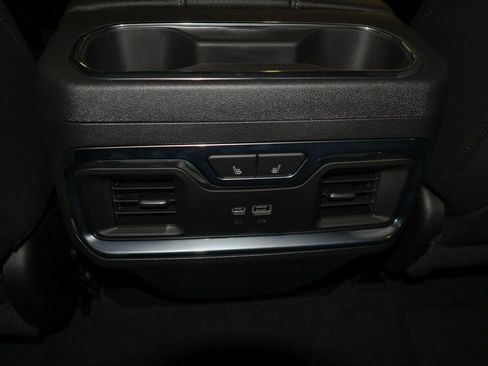 New 2026 GMC Sierra 1500 Denali w/ Denali Reserve Package image 11