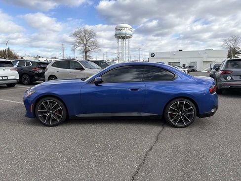 Used 2023 BMW 230i xDrive Coupe w/ Premium Package image 4