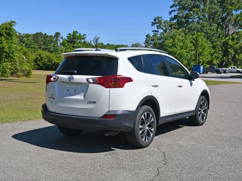 Used 2015 Toyota RAV4 Limited image 4