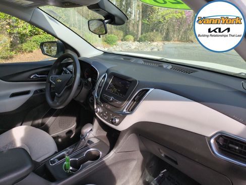 Used 2023 Chevrolet Equinox LS w/ Driver Confidence II Package image 47