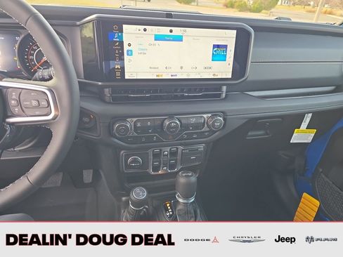 New 2026 Jeep Wrangler Unlimited Sahara AWD/4WD image 18