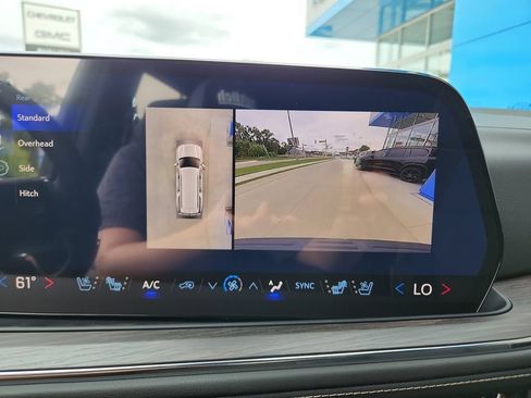 New 2026 Chevrolet Suburban Premier w/ Sun And Tow Package AWD/4WD image 22