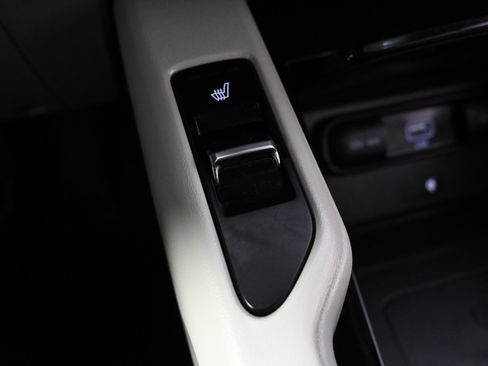 Used 2022 Kia Telluride S image 35