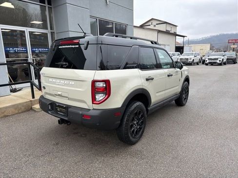 New 2025 Ford Bronco Sport Badlands image 3