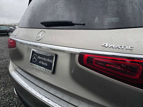 Used 2023 Mercedes-Benz GLS 450 4MATIC image 15