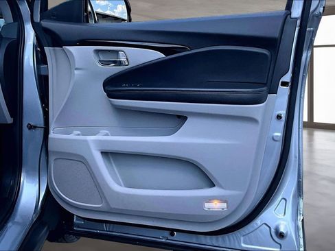Certified 2022 Honda Pilot Elite image 29