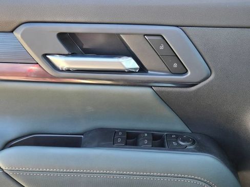 New 2026 GMC Terrain AT4 AWD/4WD image 23
