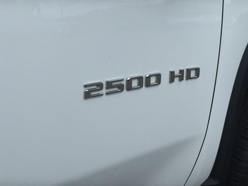 Used 2020 Chevrolet Silverado 2500 High Country AWD/4WD image 11