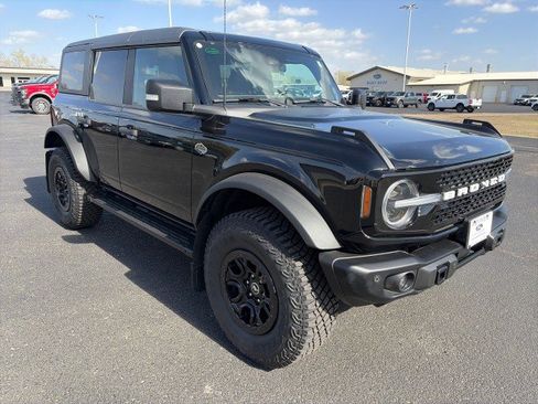 Used 2023 Ford Bronco Wildtrak AWD/4WD image 7