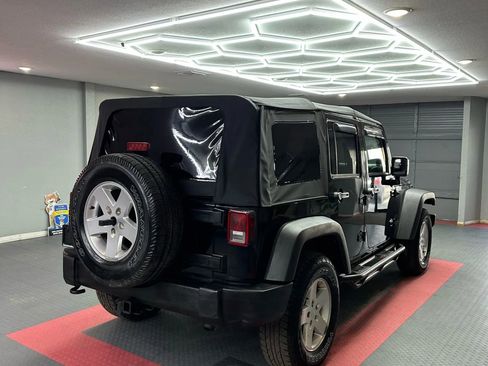 Used 2010 Jeep Wrangler Unlimited Sport image 6