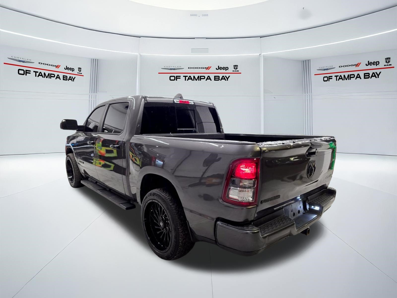 Used 2023 RAM 1500 Big Horn AWD/4WD image 4