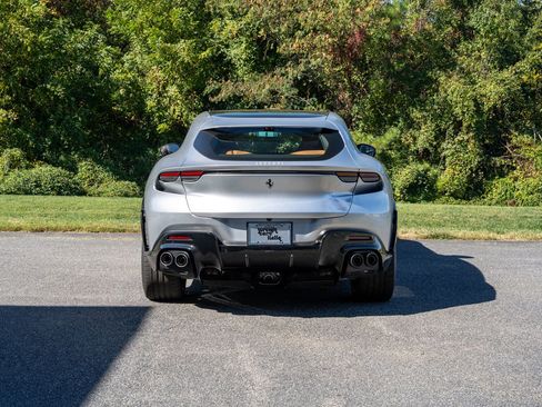 Certified 2025 Ferrari Purosangue image 8