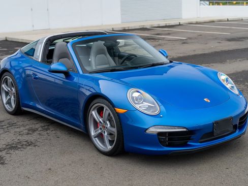 Used 2015 Porsche 911 Targa 4S image 31