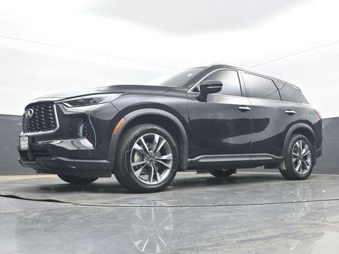 Used 2023 INFINITI QX60 Luxe w/ Performance Audio Package FWD image 24