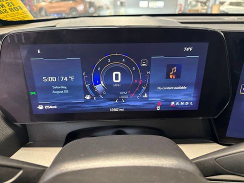 Used 2026 Chevrolet Traverse LT w/ Driver Confidence Package FWD image 7